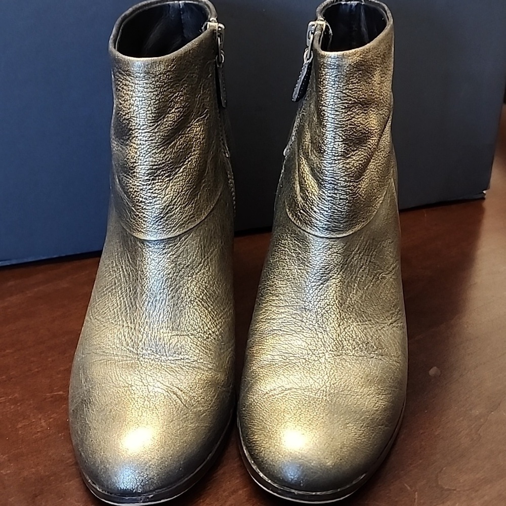 Cole Haan Nike Air Metallic boots Size 7B